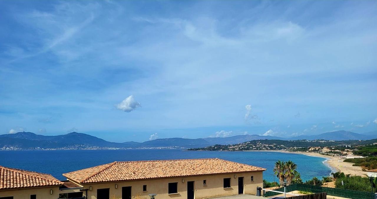 Appartement De Standing Bord De Mer Pietrosella Buitenkant foto